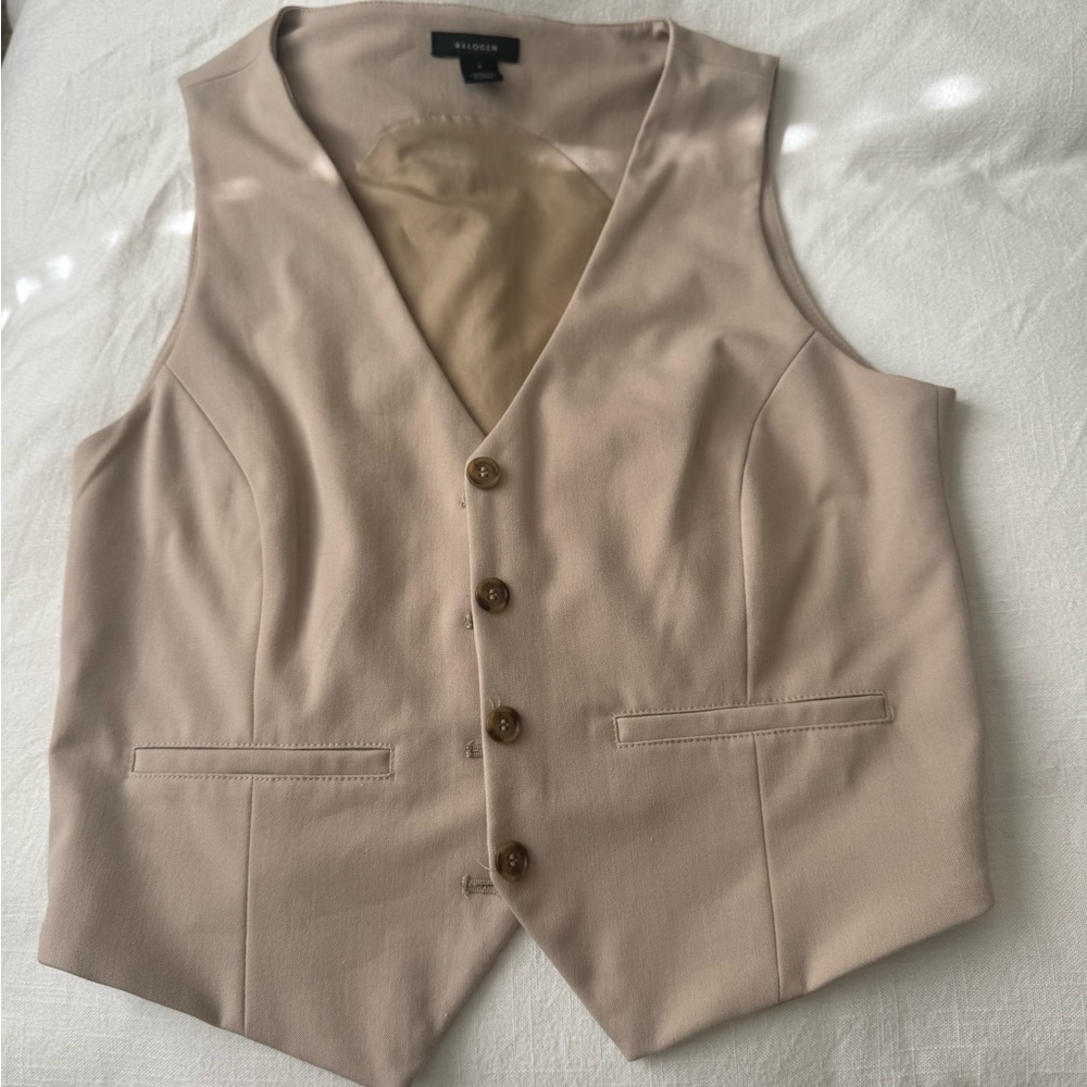 Halogen Button-Up Vest Top